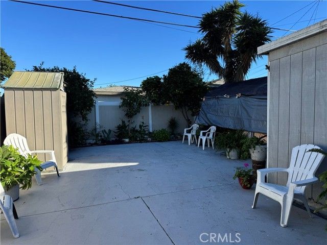 10406 San Carlos, South Gate, CA 90280