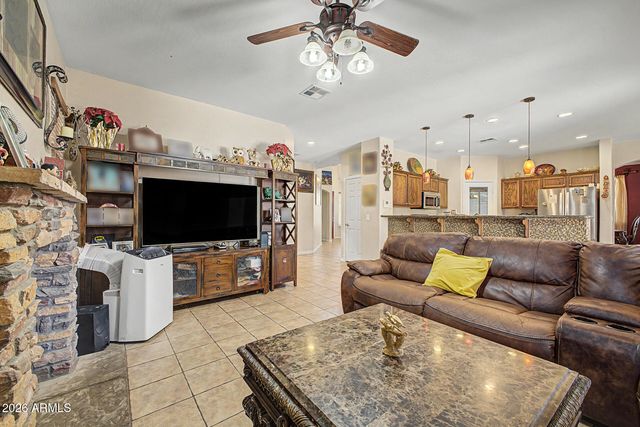 4507 W DONNER Drive, Laveen, AZ 85339