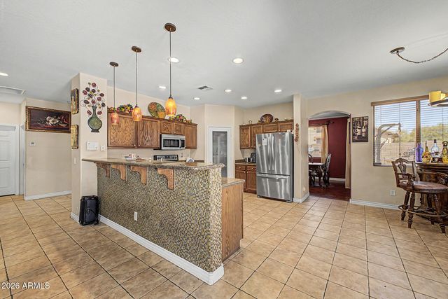 4507 W DONNER Drive, Laveen, AZ 85339