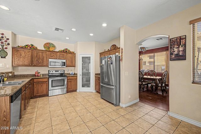 4507 W DONNER Drive, Laveen, AZ 85339