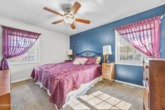 118 Princeton Drive, Jacksonville, NC 28546