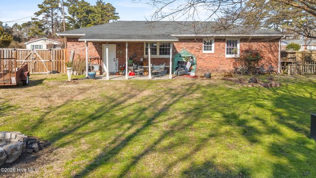 118 Princeton Drive, Jacksonville, NC 28546