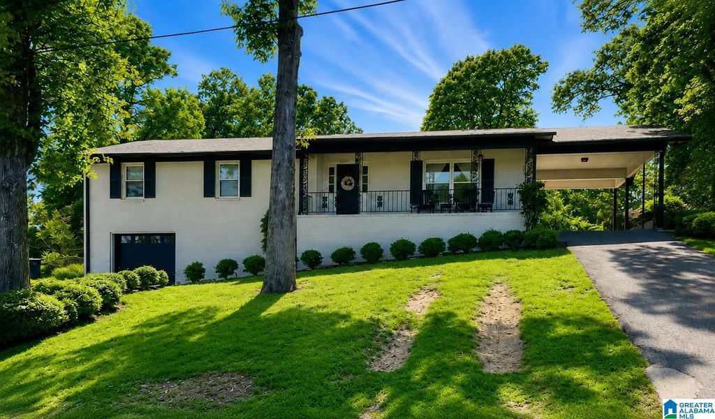 1207 ARROWHEAD TRAIL, Alabaster, AL 35007
