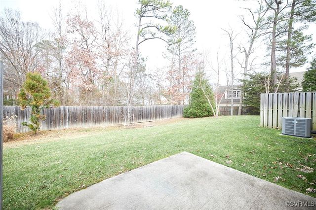 620 Haven Mews Cir, Glen Allen, VA 23059