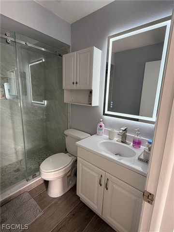 1100 Pondella RD 814, Cape Coral, FL 33909