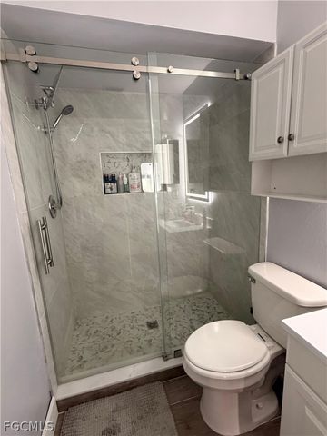 1100 Pondella RD 814, Cape Coral, FL 33909