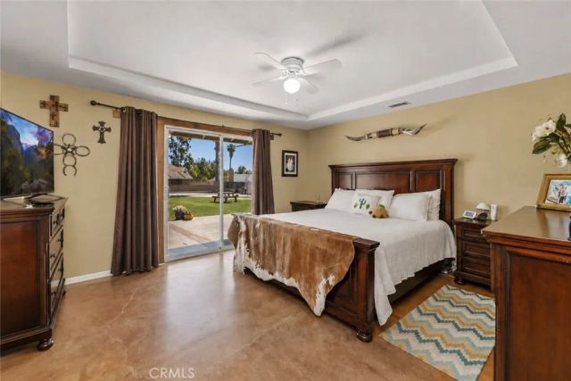 34407 Fairview Dr, Yucaipa, CA 92399