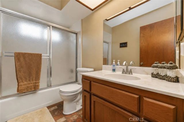 34407 Fairview Dr, Yucaipa, CA 92399