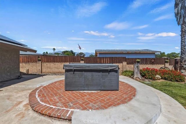 34407 Fairview Dr, Yucaipa, CA 92399