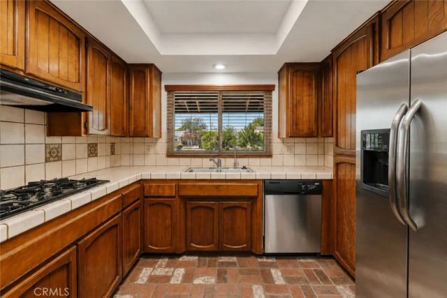 34407 Fairview Dr, Yucaipa, CA 92399