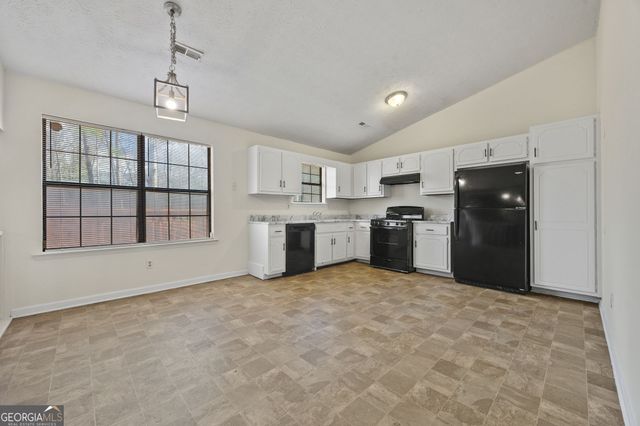 9240 Sunset Drive, Jonesboro, GA 30238