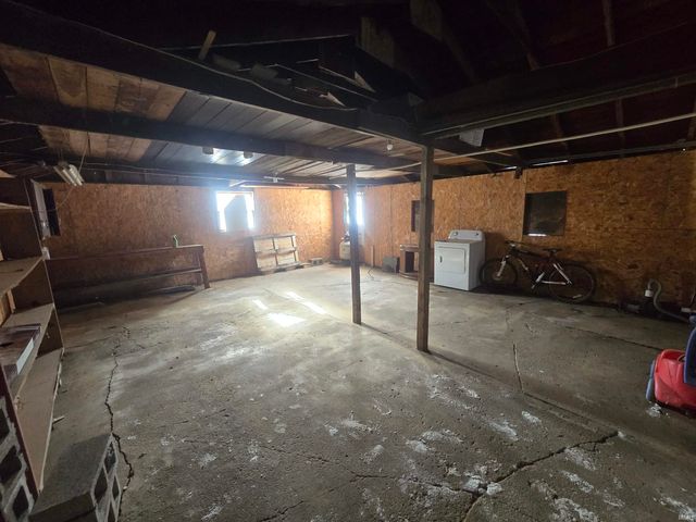 1216 S 750 E Road, Lafayette, IN 47905