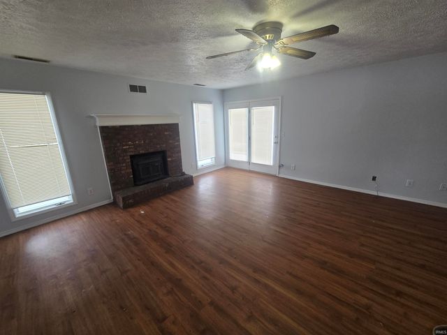 1216 S 750 E Road, Lafayette, IN 47905