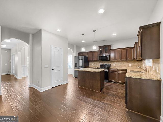6696 Admiral Drive, Midland, GA 31820