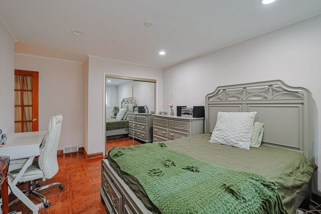 9714 Kedvale Avenue, Skokie, IL 60076