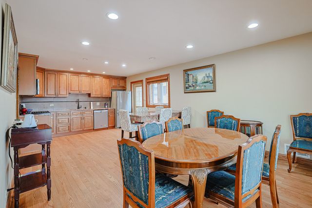 9714 Kedvale Avenue, Skokie, IL 60076