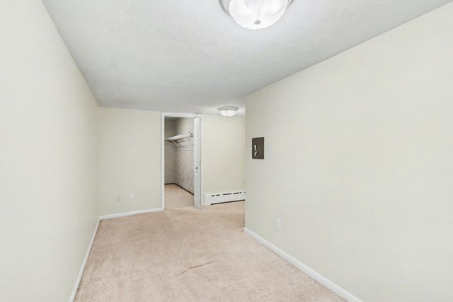 4344 Roxbury Lane, Kalamazoo, MI 49008