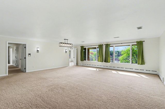 4344 Roxbury Lane, Kalamazoo, MI 49008