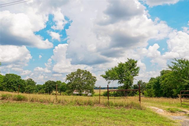 7527 HWY 1753, Denison, TX 75021