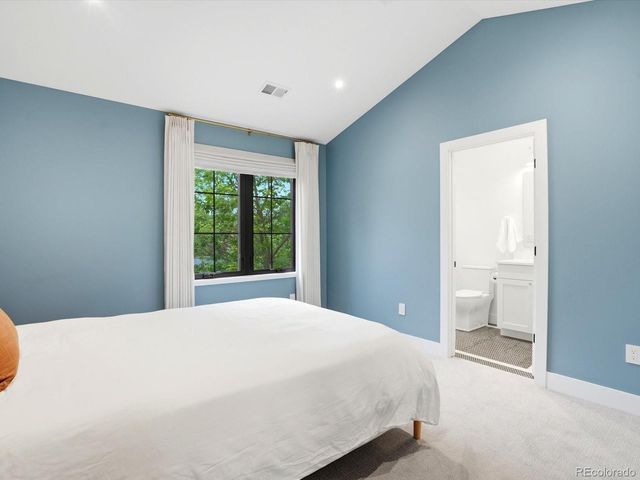 2900 S Madison Street, Denver, CO 80210
