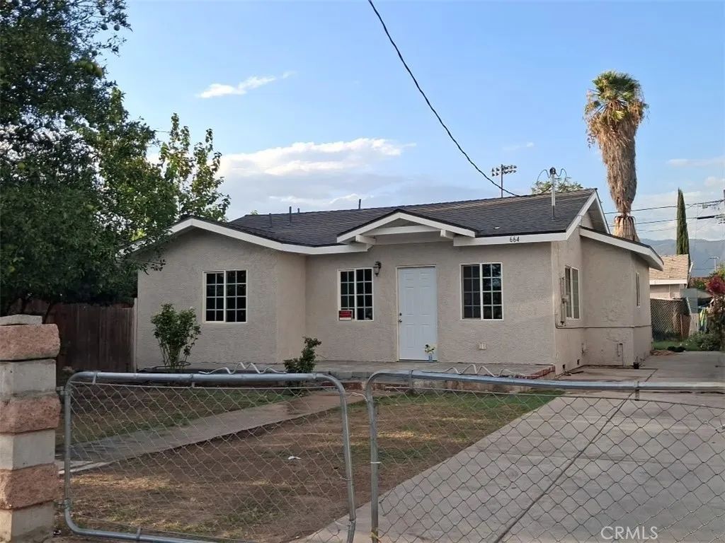 664 W 16th, San Bernardino, CA 92405