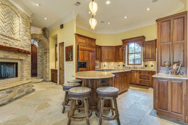 101 Arroyo Claro, Lakeway, TX 78734