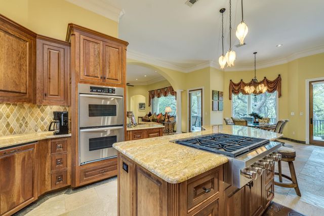 101 Arroyo Claro, Lakeway, TX 78734