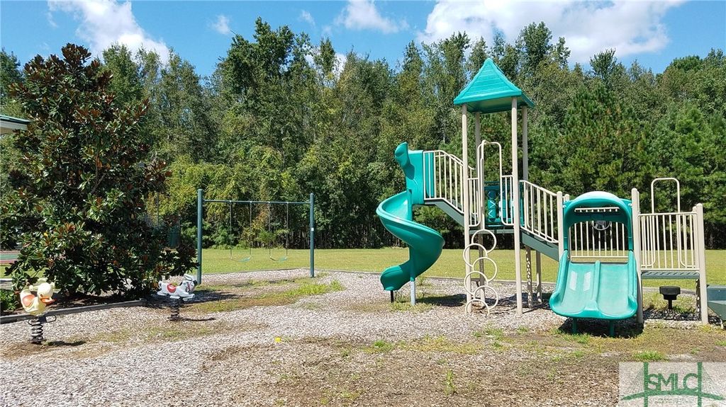Image 41 of property listing at 183 Champlain Drive, Pooler, GA 31322