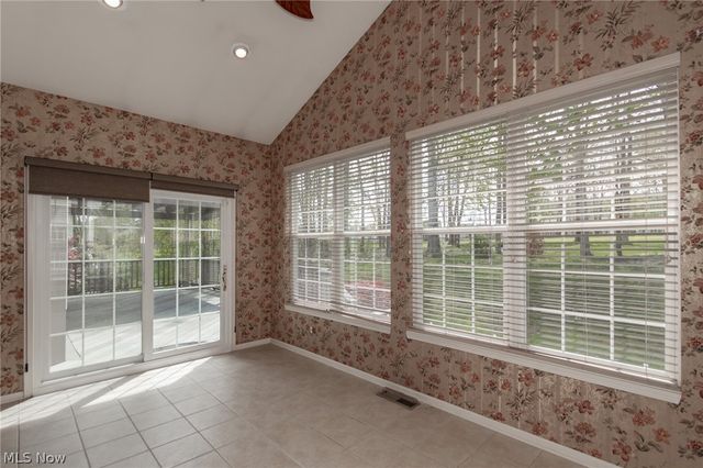 7830 Rockdove Lane, Concord Twp, OH 44077