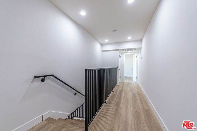 5436 Romaine Street, Los Angeles, CA 90038