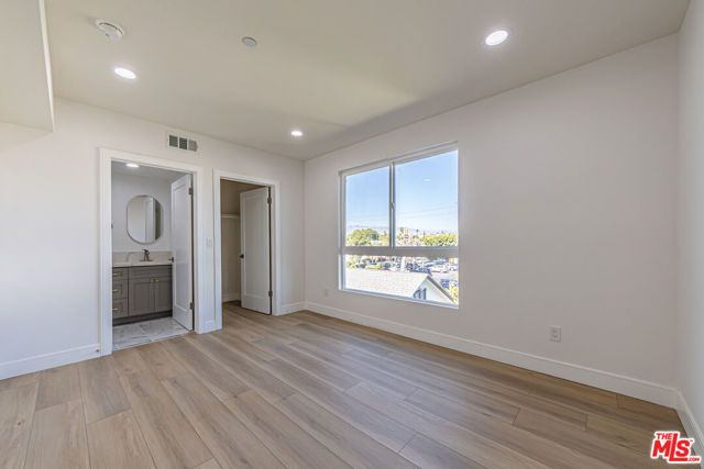 5436 Romaine Street, Los Angeles, CA 90038