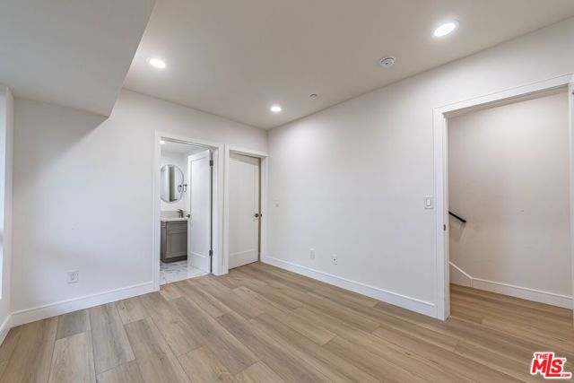 5436 Romaine Street, Los Angeles, CA 90038