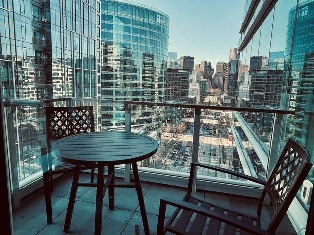 150 Seaport Blvd 14A, Boston, MA 02210
