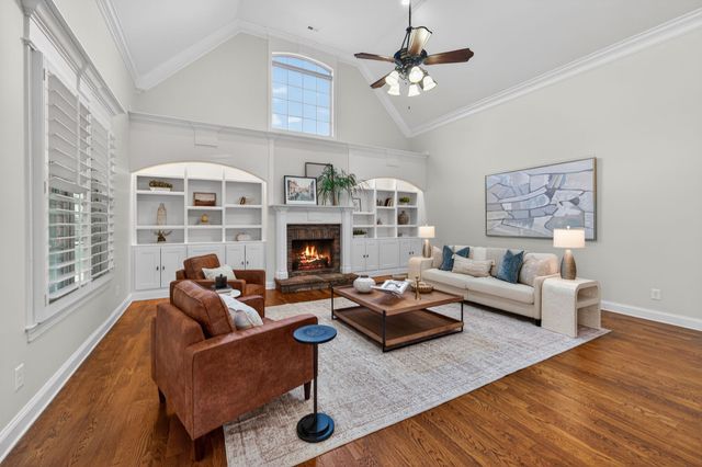 8008 Puddleduck Ln, Spring Hill, TN 37174