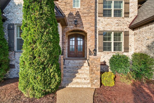 8008 Puddleduck Ln, Spring Hill, TN 37174