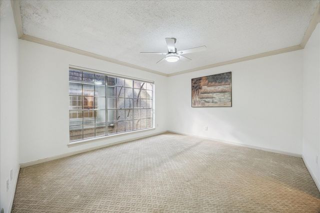 45 Bayou Pointe Drive, Houston, TX 77063