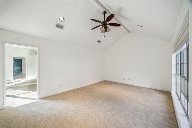 45 Bayou Pointe Drive, Houston, TX 77063