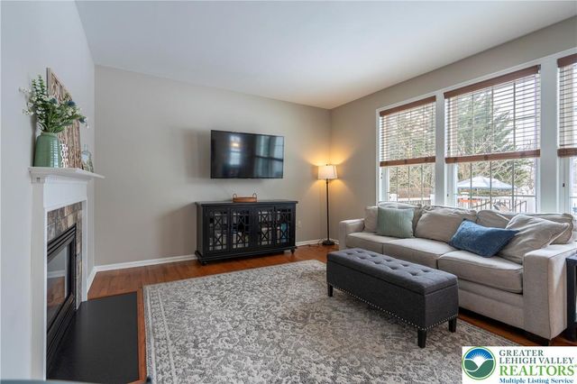 6216 Clover Lane, Lower Macungie Twp, PA 18062