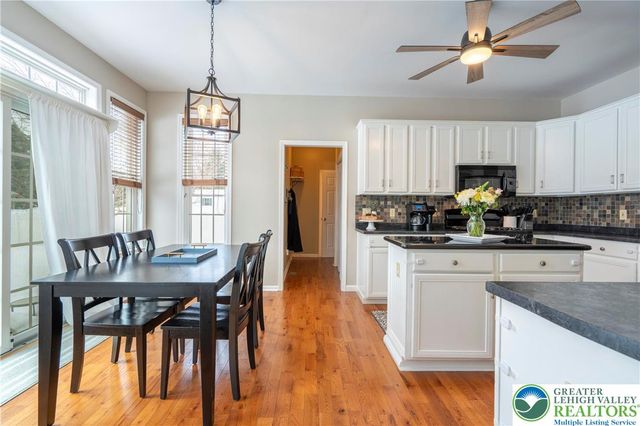 6216 Clover Lane, Lower Macungie Twp, PA 18062