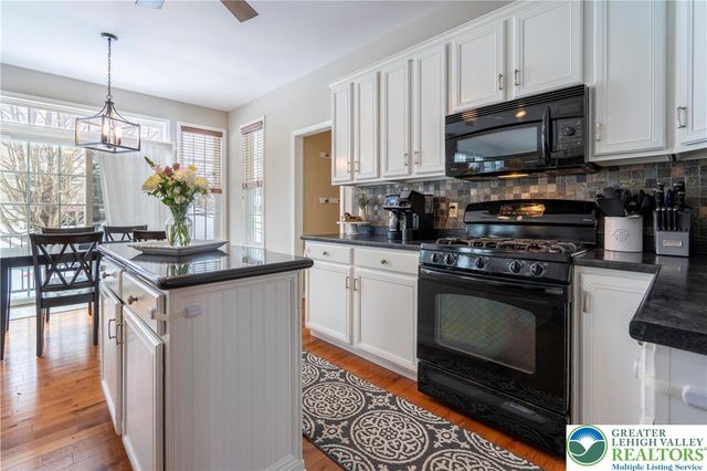 6216 Clover Lane, Lower Macungie Twp, PA 18062