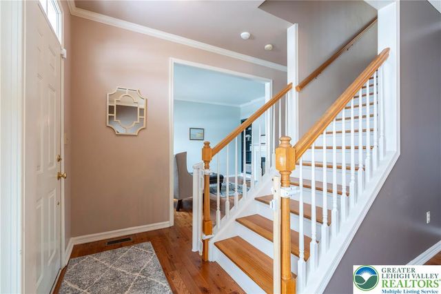 6216 Clover Lane, Lower Macungie Twp, PA 18062