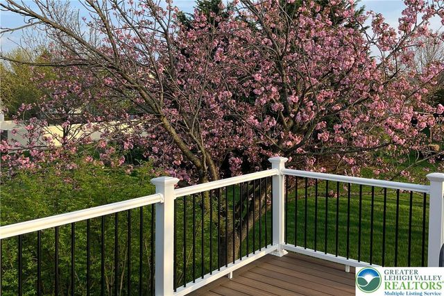 6216 Clover Lane, Lower Macungie Twp, PA 18062