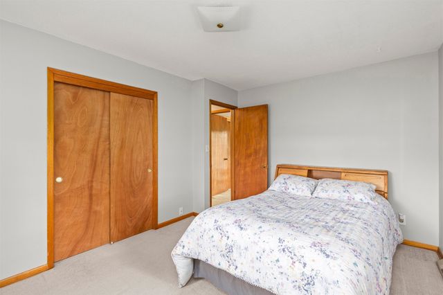 7569 SE Vandalia Drive, Runnells, IA 50237