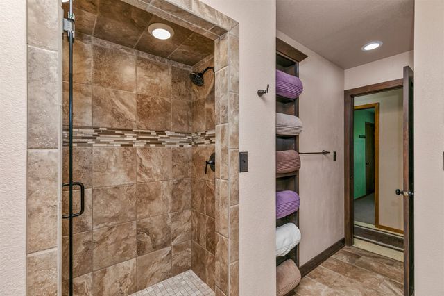 7569 SE Vandalia Drive, Runnells, IA 50237