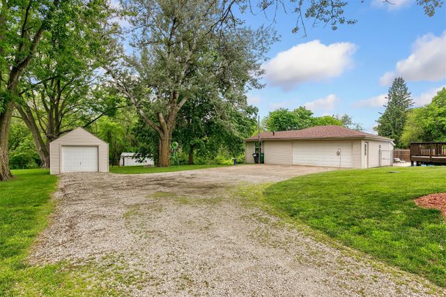 7569 SE Vandalia Drive, Runnells, IA 50237