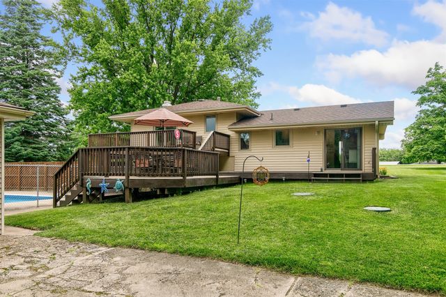 7569 SE Vandalia Drive, Runnells, IA 50237