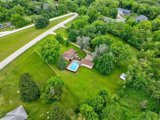 7569 SE Vandalia Drive, Runnells, IA 50237
