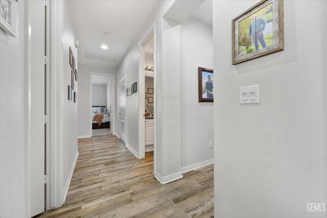 10815 Ponta Pora Place, Bakersfield, CA 93306