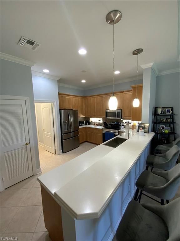 Image 12 of property listing at 2565 Deerfield Lake CT, Cape Coral, FL 33909