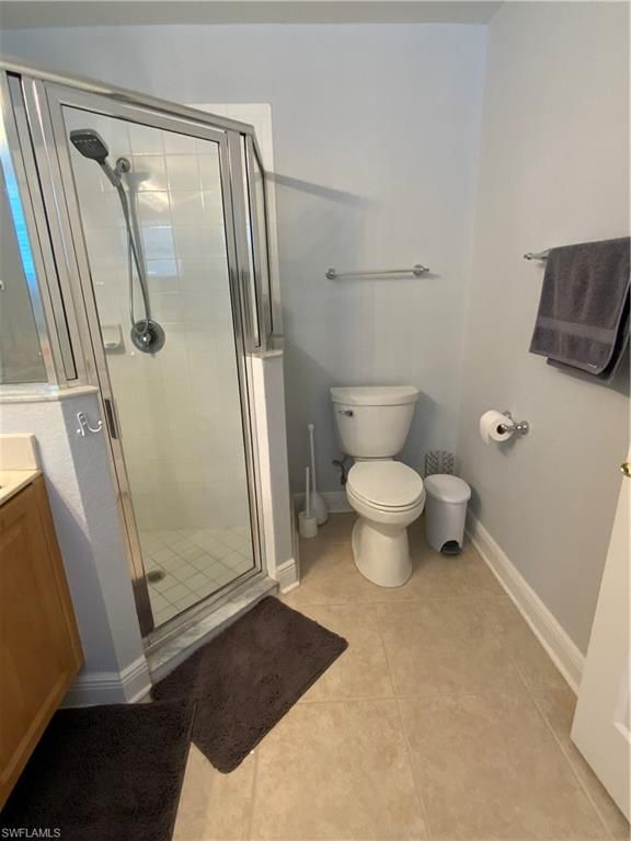 Image 26 of property listing at 2565 Deerfield Lake CT, Cape Coral, FL 33909